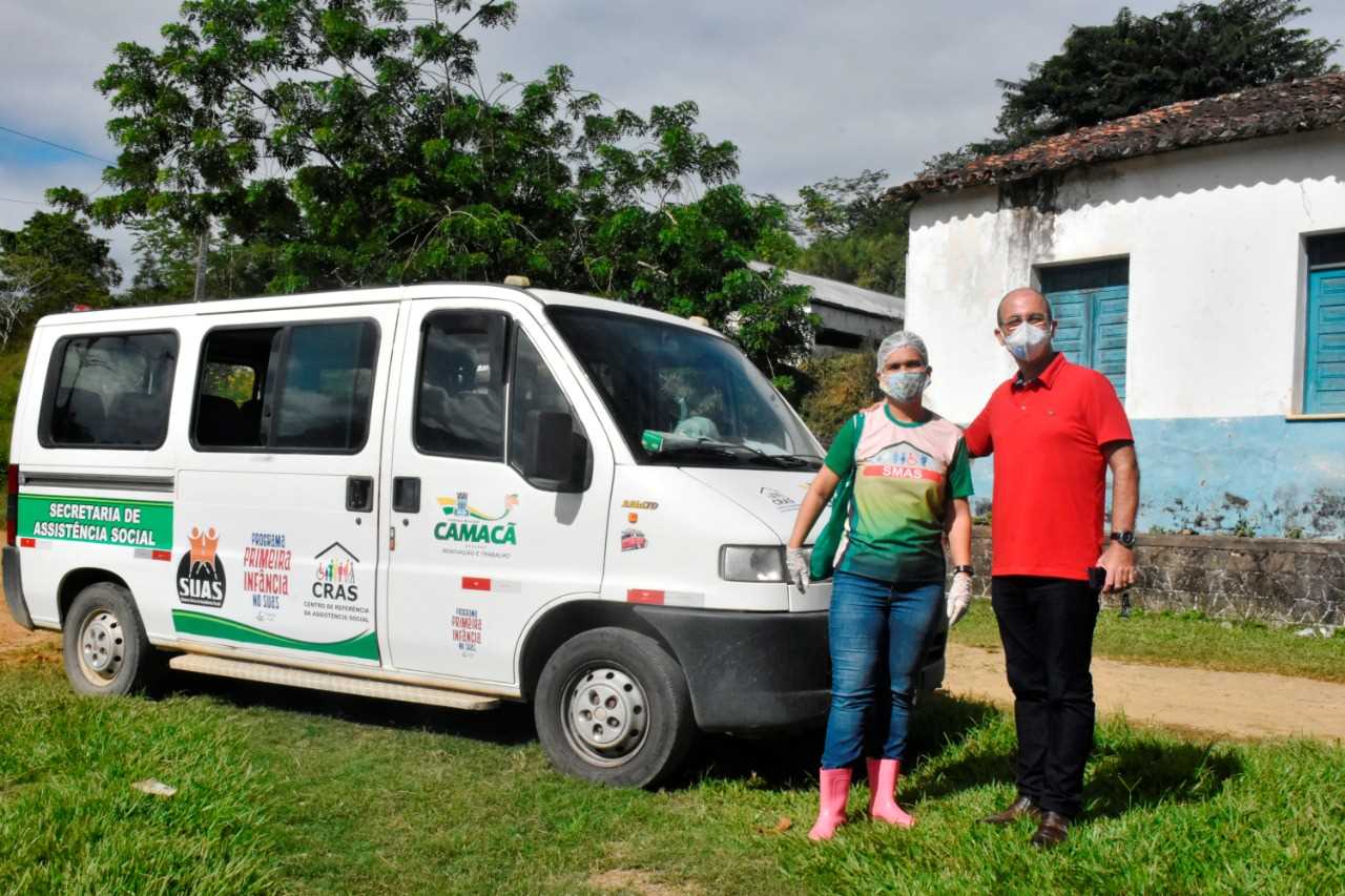Camacã: Famílias do Assentamento Nova Ipiranga recebem cesta básicas e máscaras